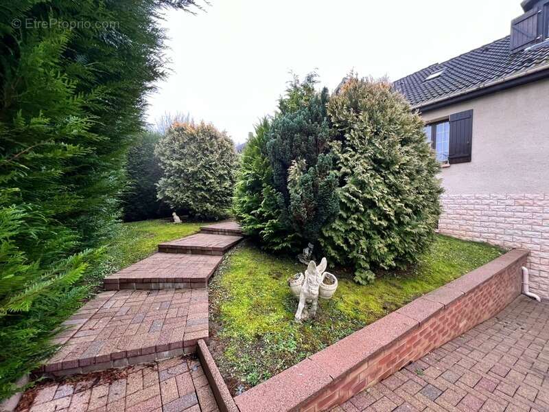 Maison à BEHREN-LES-FORBACH