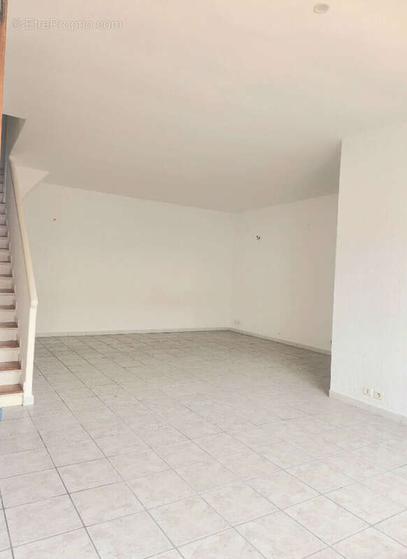 Maison à PORT-SAINT-LOUIS-DU-RHONE