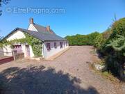 Maison à JOUE-EN-CHARNIE