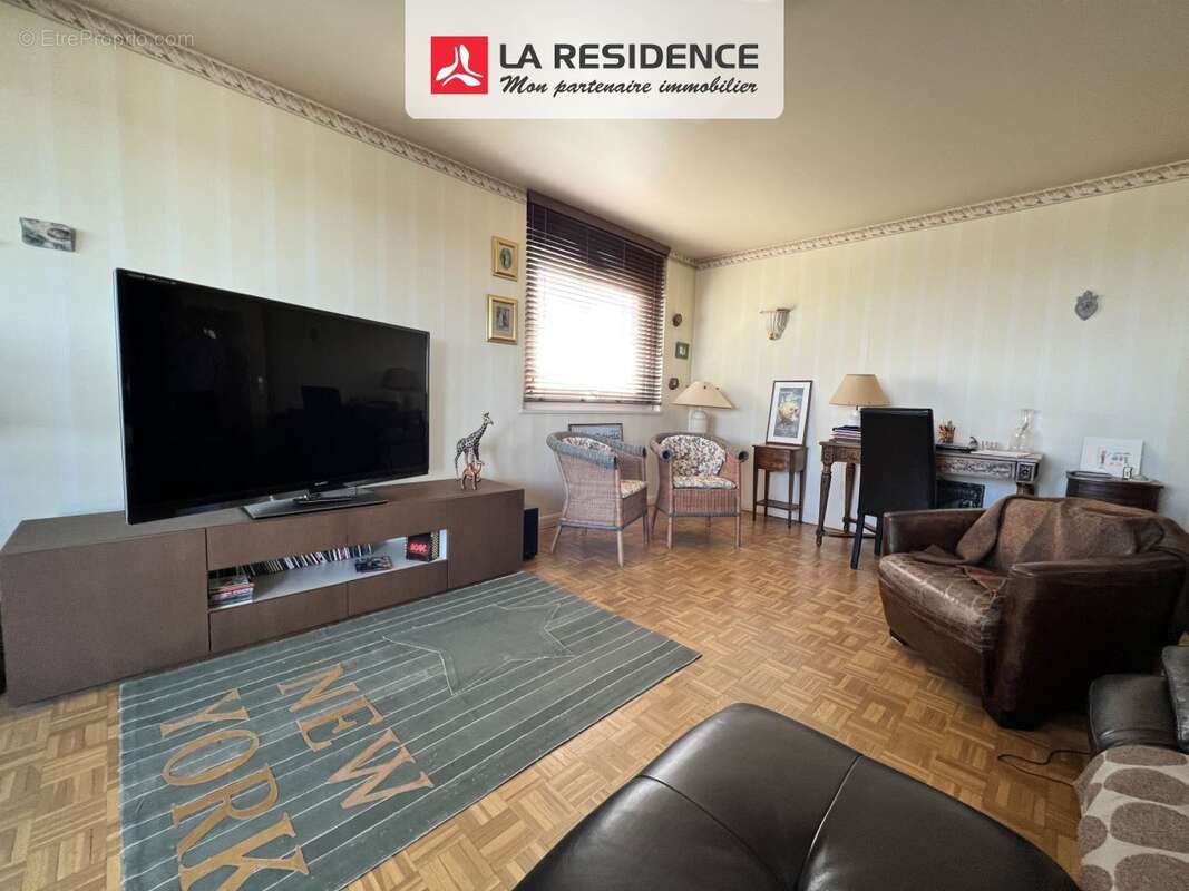 Appartement à VELIZY-VILLACOUBLAY