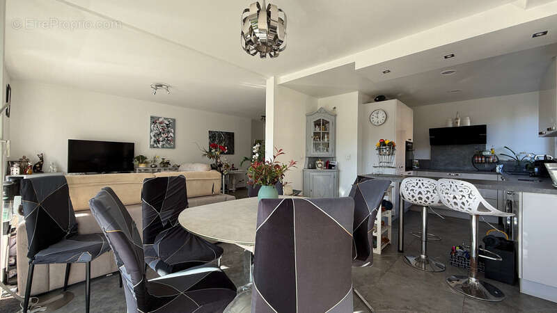 Appartement à FREJUS