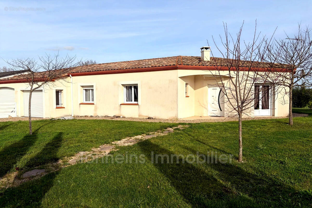 Maison à SAINT-SYLVESTRE-SUR-LOT