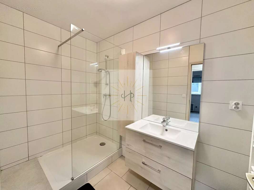 Appartement à MONTELIMAR