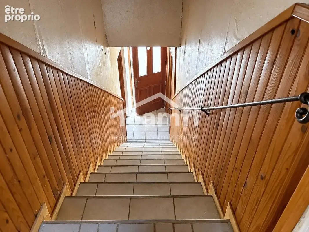 Maison 4 pièces 82 m² à vendre à Sayat (63530) - photo 2