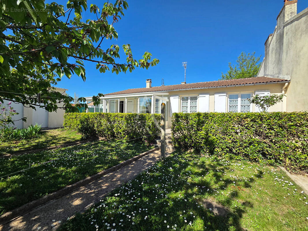 Maison à AIZENAY