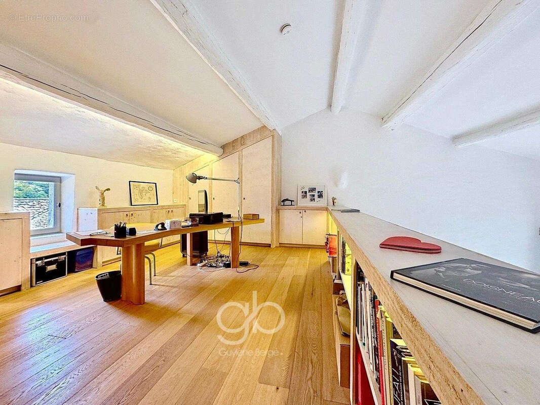 Domaine de prestige du xviiie siècle avec 2,6 hectares entre montpellier, nîmes et uzès - photo 23