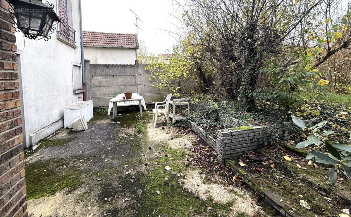 Maison à MONTREUIL