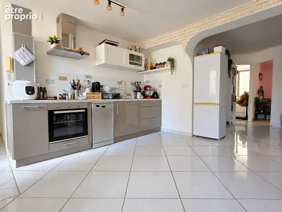 A Vendre Appartement Type 3 Avec Parking Vienne 38200 - photo 3