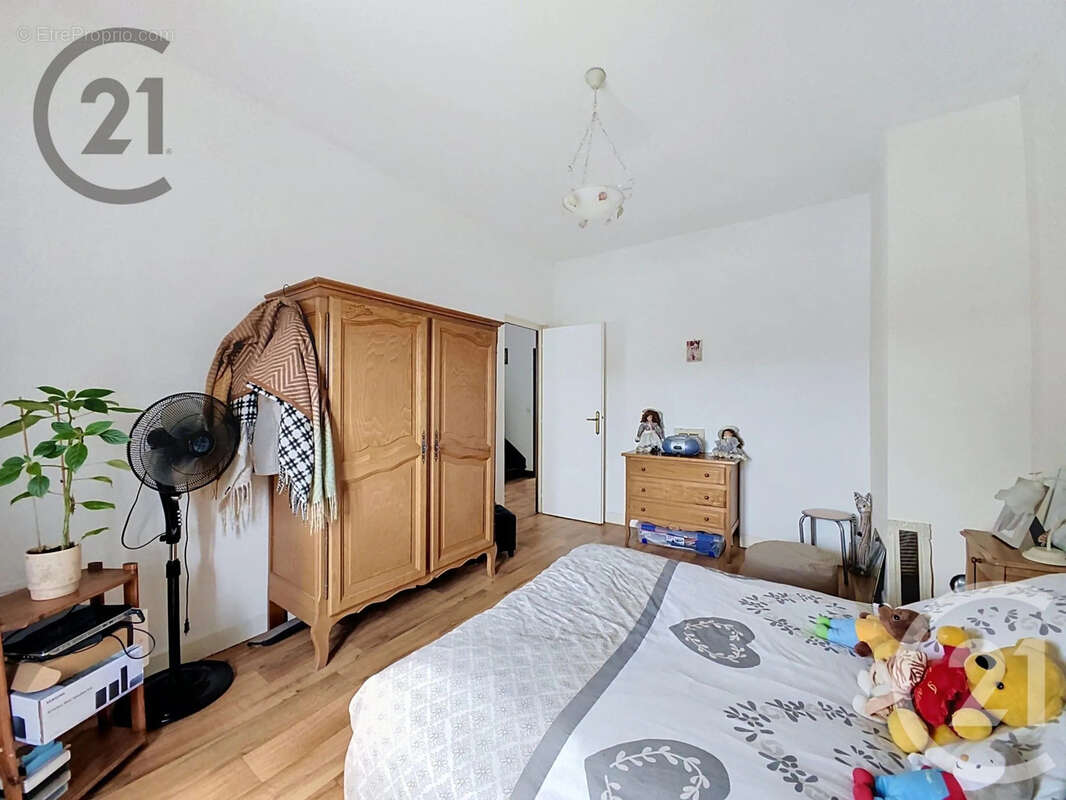 Maison 258 m² à Sezanne  - photo 10