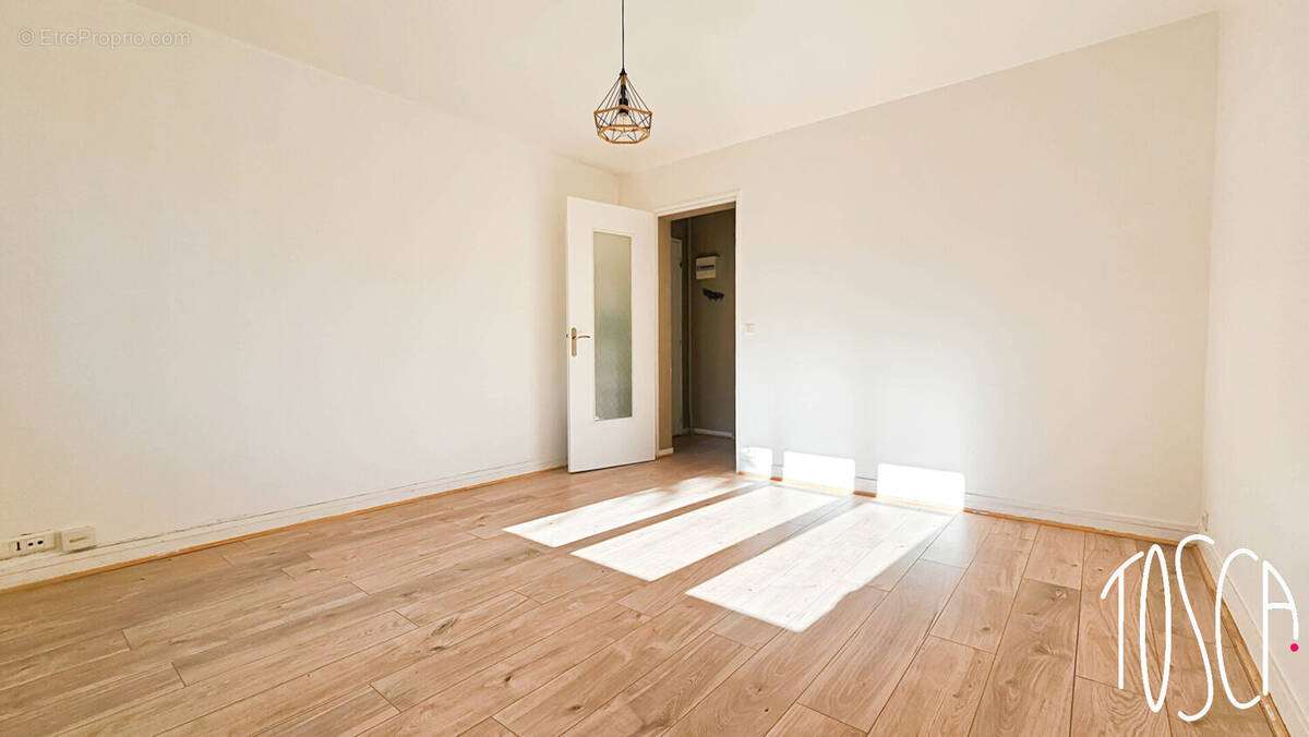 Appartement à THIAIS