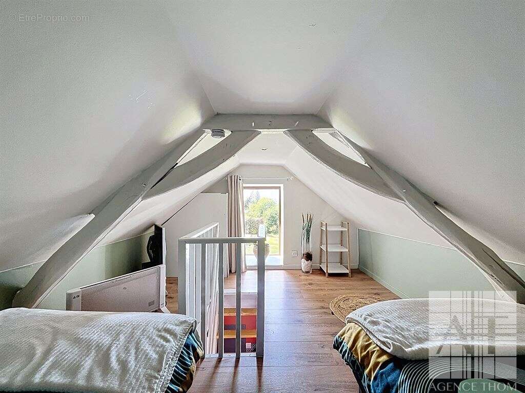 Maison à TORCE-VIVIERS-EN-CHARNIE