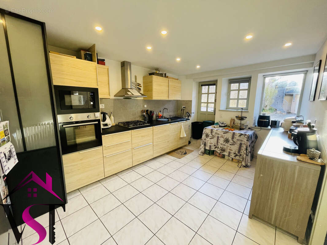 Appartement à SAMPANS