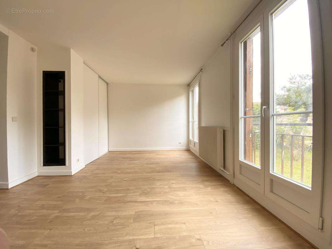 Appartement à SAINT-MAUR-DES-FOSSES