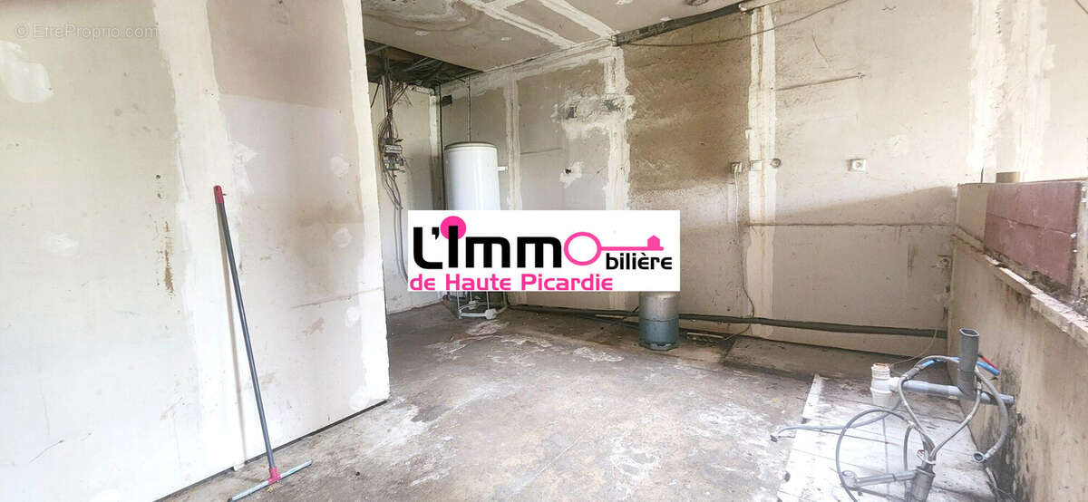 Appartement 223 m² à Caix  - photo 9