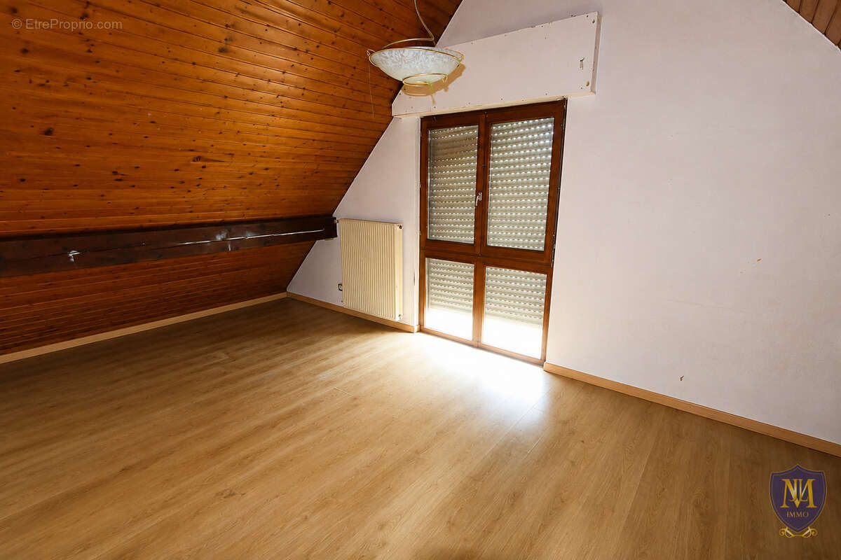 Hégenheim proche frontière maison contemporaine à rénover de 102 m2 - photo 9