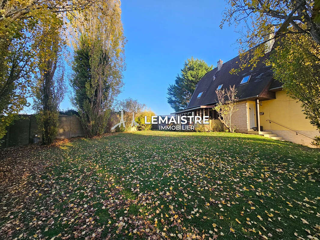 Maison à MONTIVILLIERS