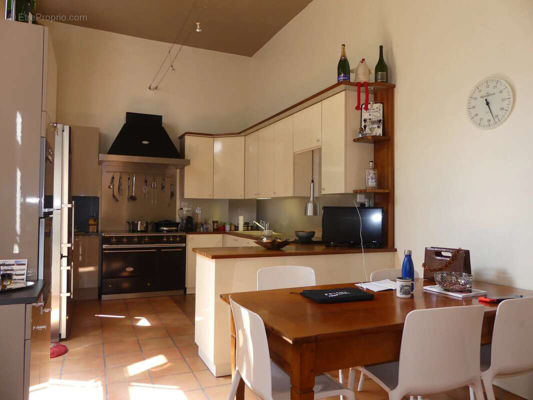 Maison à MONTCENIS