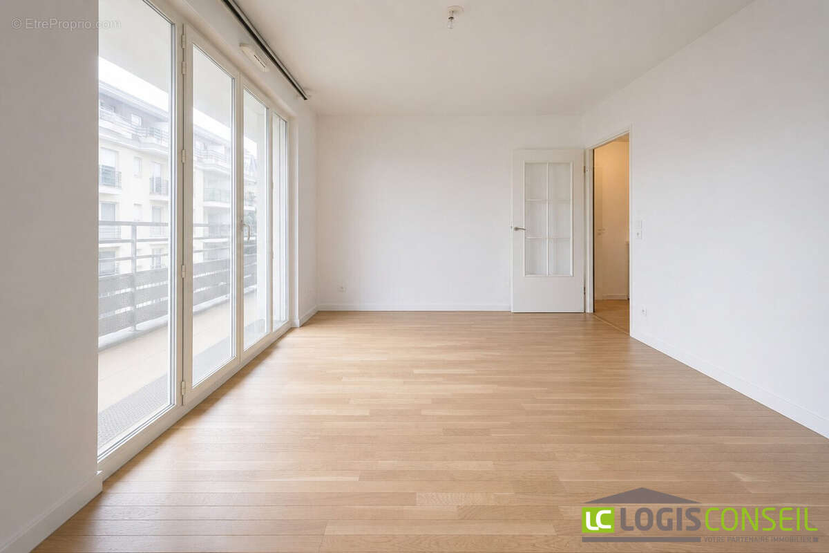 Appartement 43 m² à Chatenay-Malabry  - photo 2