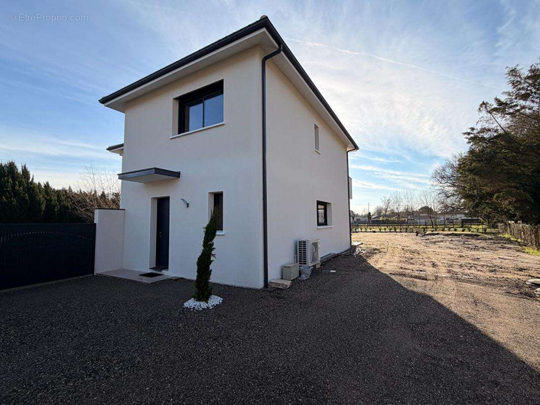 Maison à PESSAC
