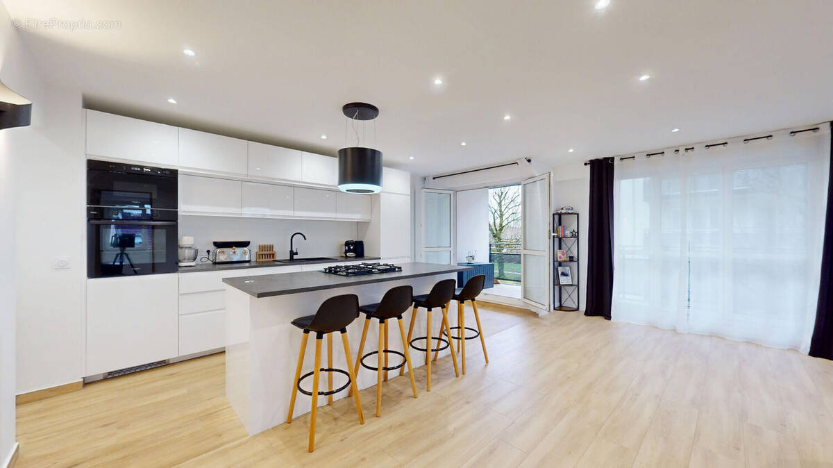 Appartement à BOIS-D'ARCY
