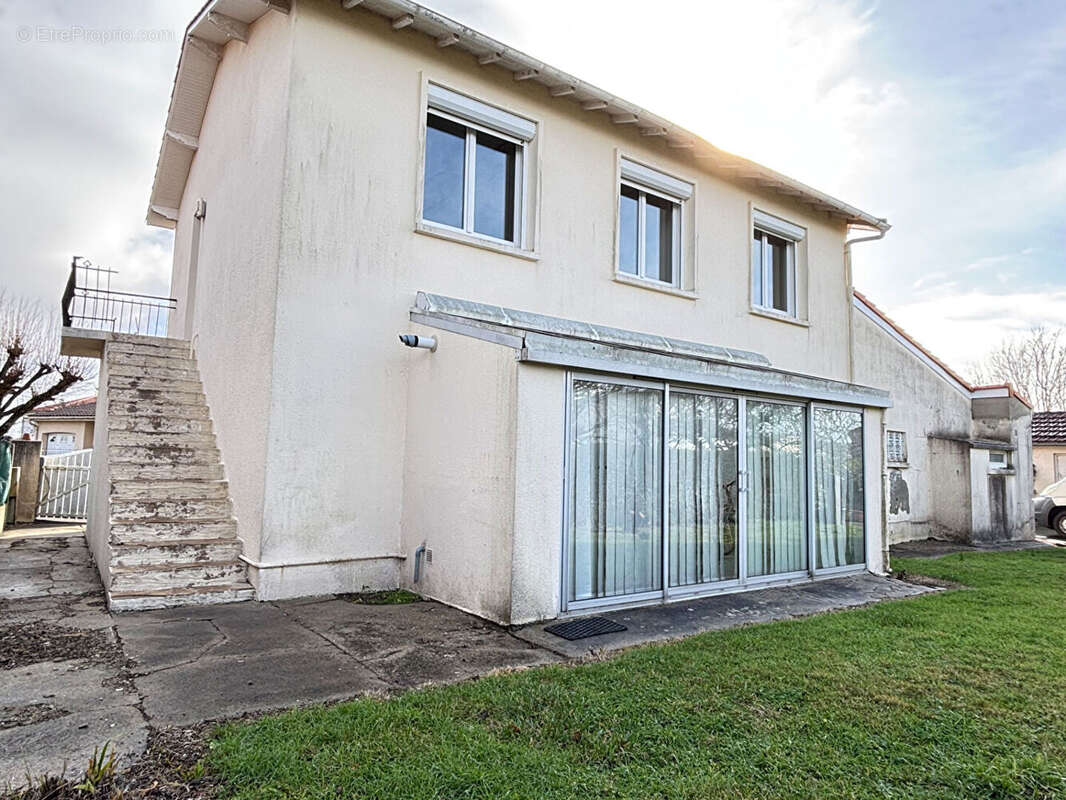 Maison à VAUX-SUR-MER