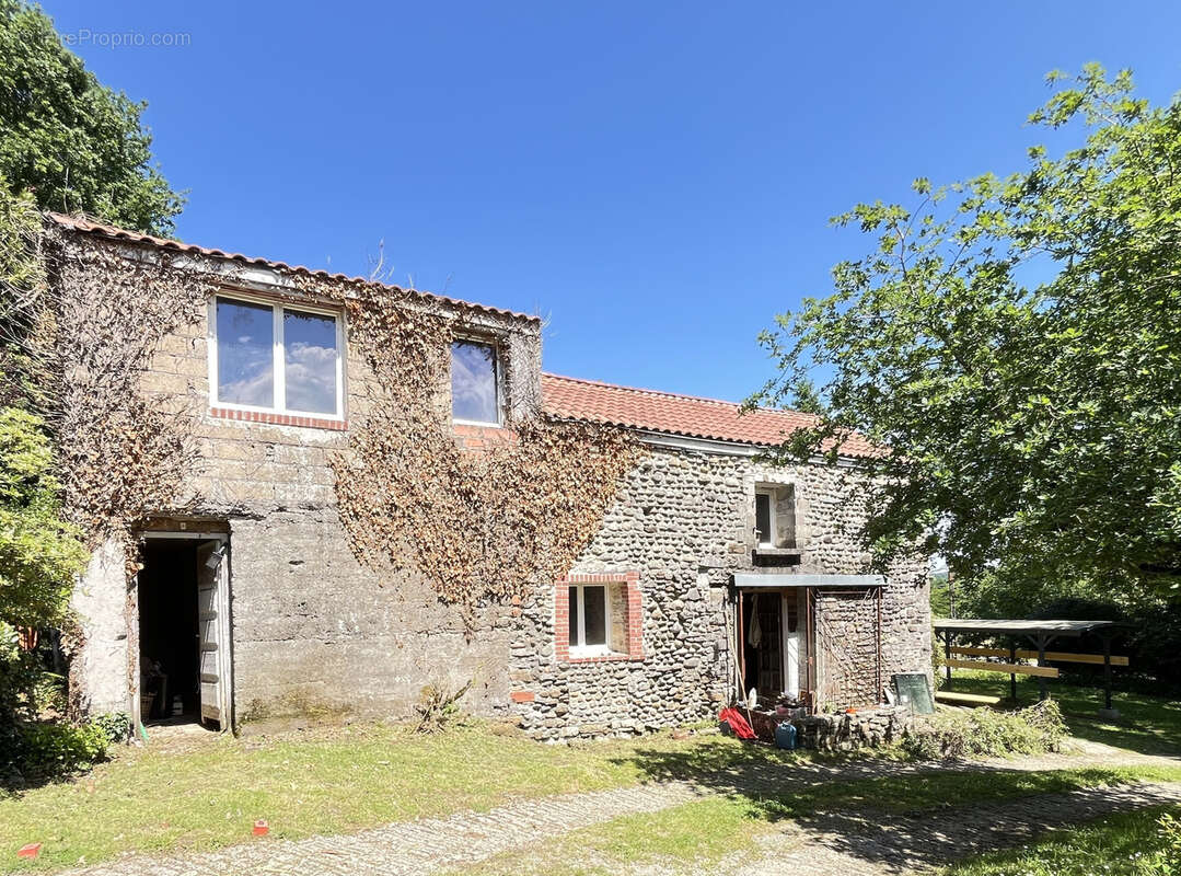 Maison à SAINT-PALAIS