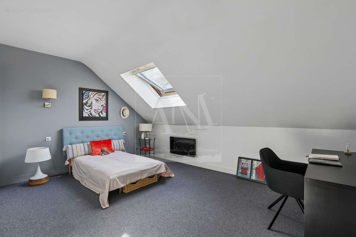 Maison 6 pièces avec jardin, sous-sol total et stationnements - photo 6