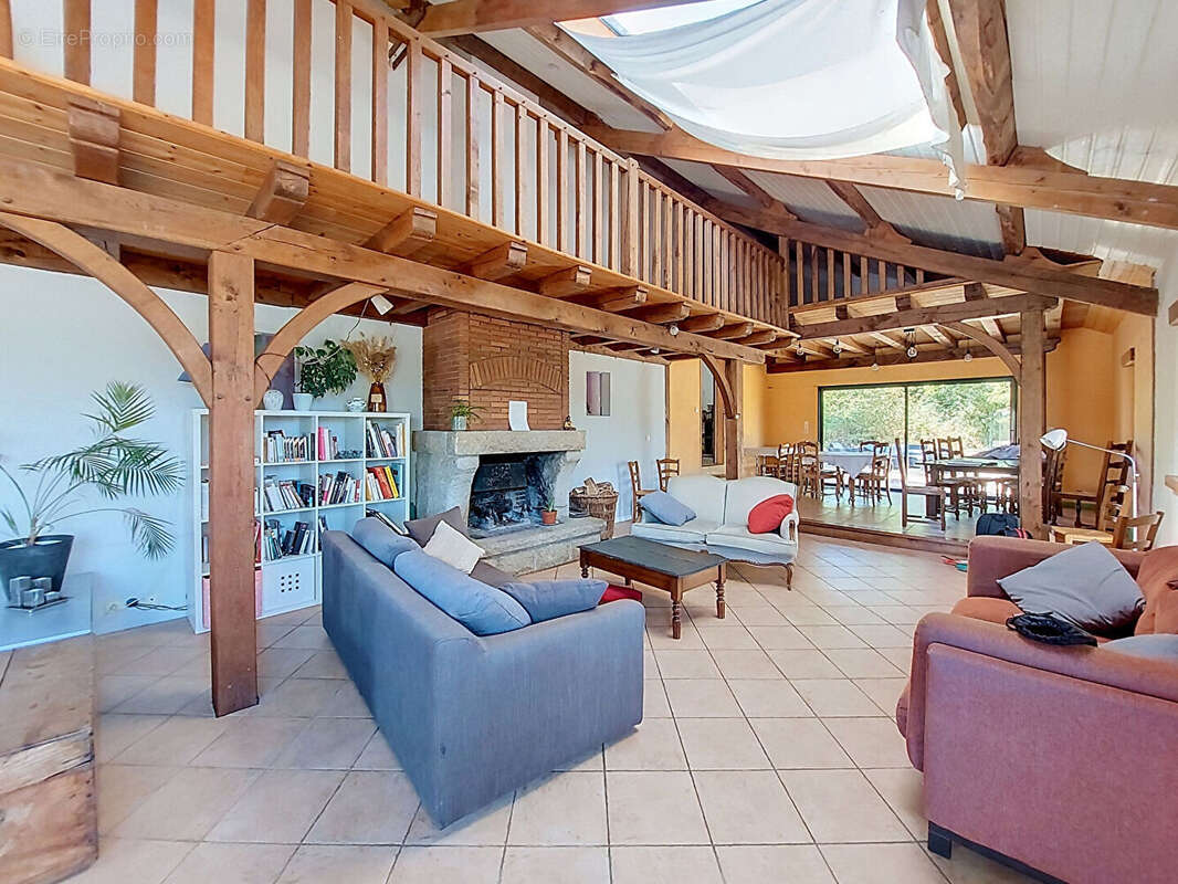 Domaine de 300 m² - Cadre verdoyant de Nort sur Erdre - photo 2