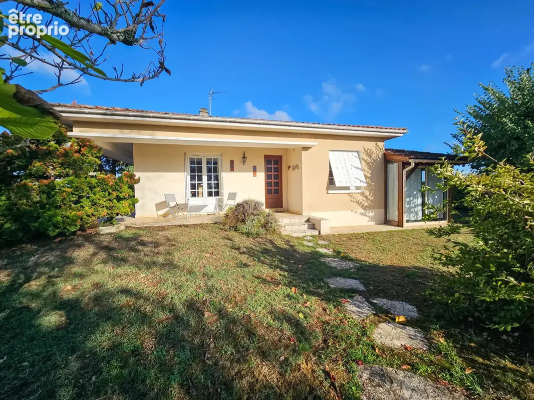 Saint-Philippe-du-Seignal : Maison familiale avec piscine sur parc arboré - photo 28