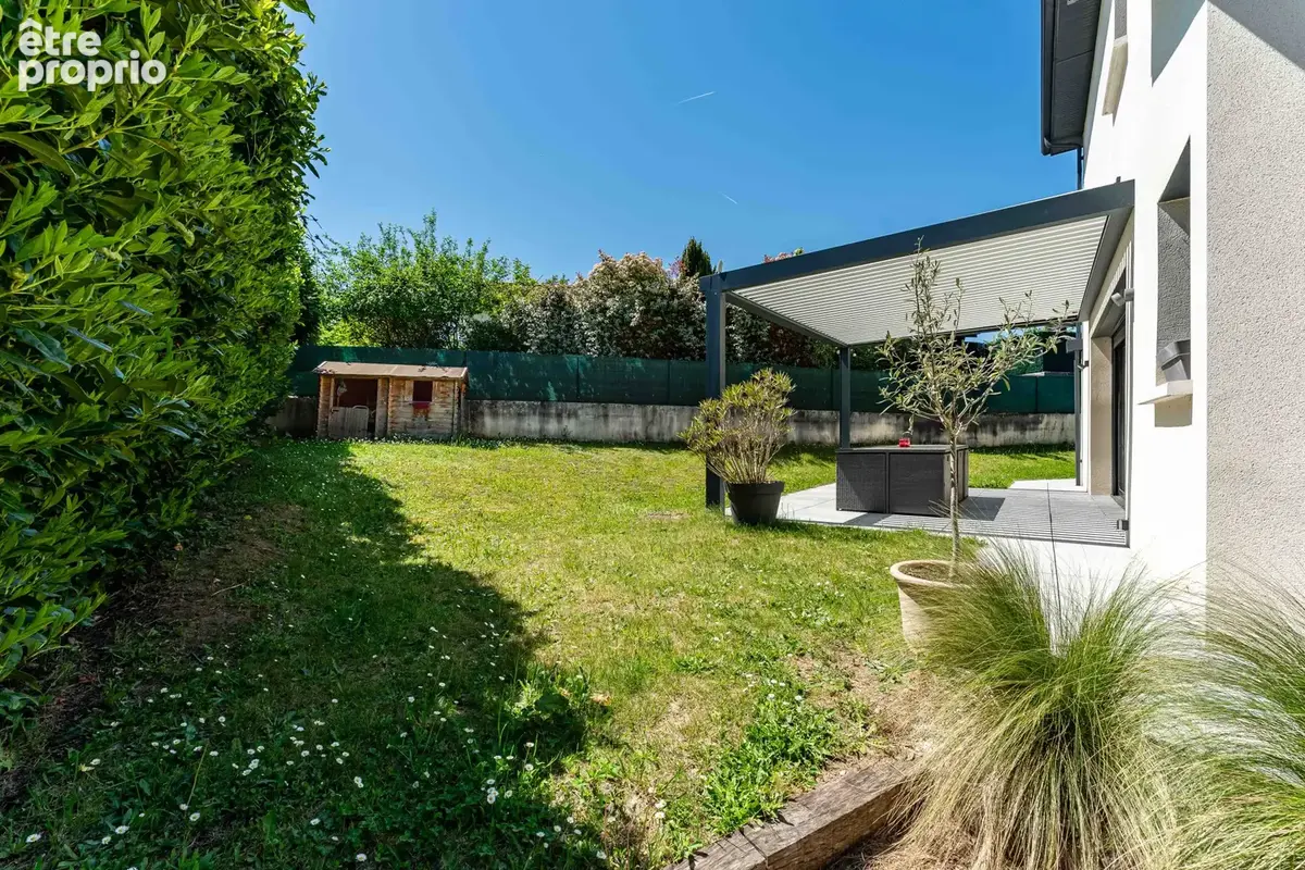 Maison individuelle contemporaine de 141m2 avec garage de 27m2. - photo 2