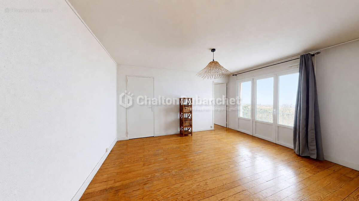 Roanne - appartement t2 47.7m² avec garage - photo 3