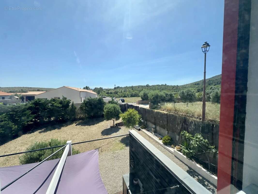 Maison à OPOUL-PERILLOS