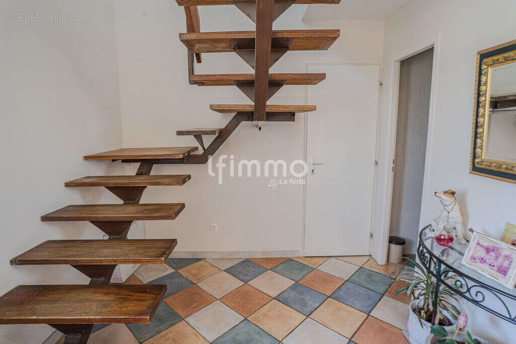 Maison familiale 4 chambres, garage et jardin - Carcassonne St G - photo 11