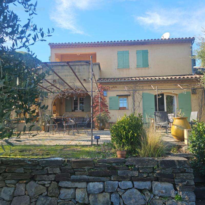 Maison à GRIMAUD