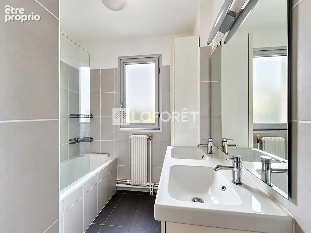 Un appartement clé en main avec balcon, double stationnement et ascenseur ! - photo 9