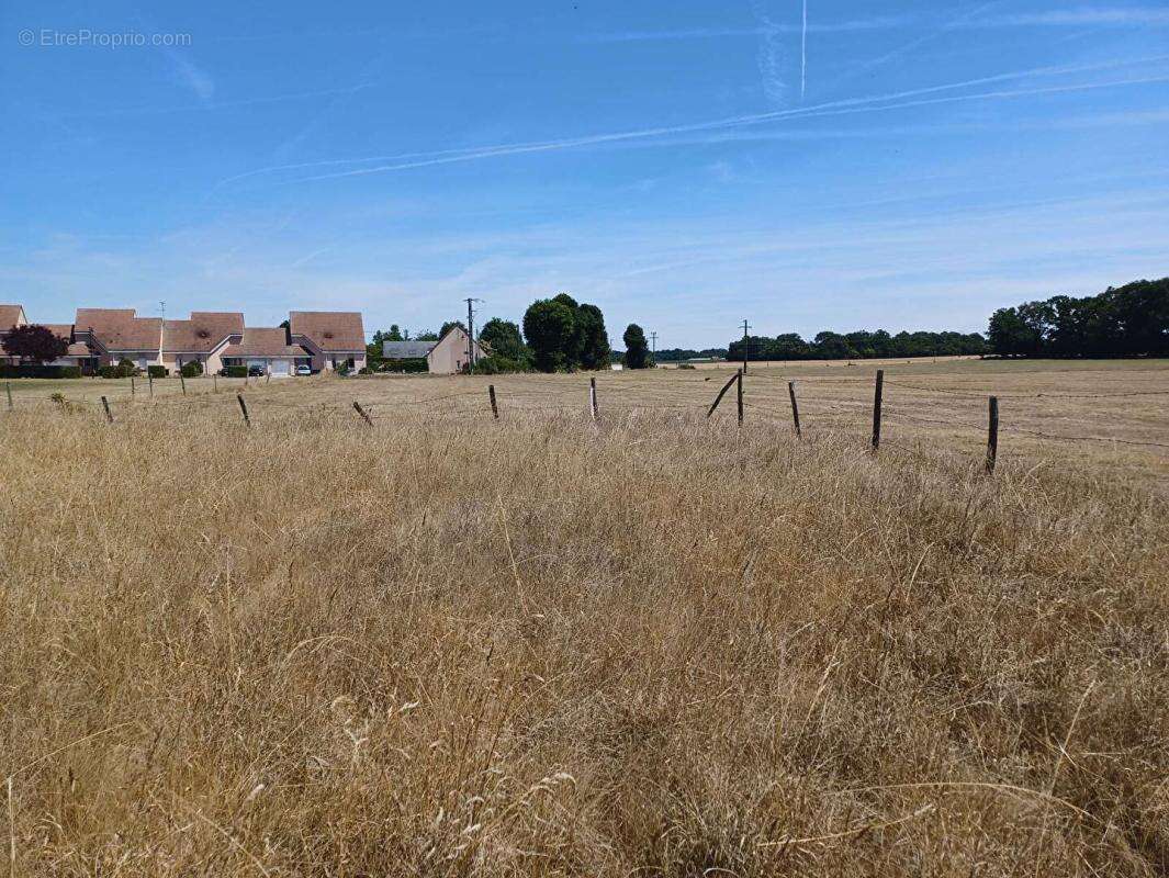 Terrain à BRETEUIL