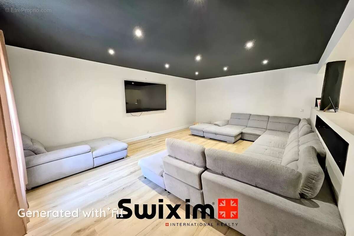 Maison à SAINT-ESTEPHE