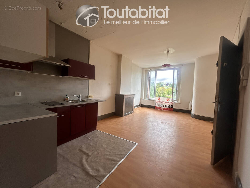 Appartement à CHARLEVILLE-MEZIERES