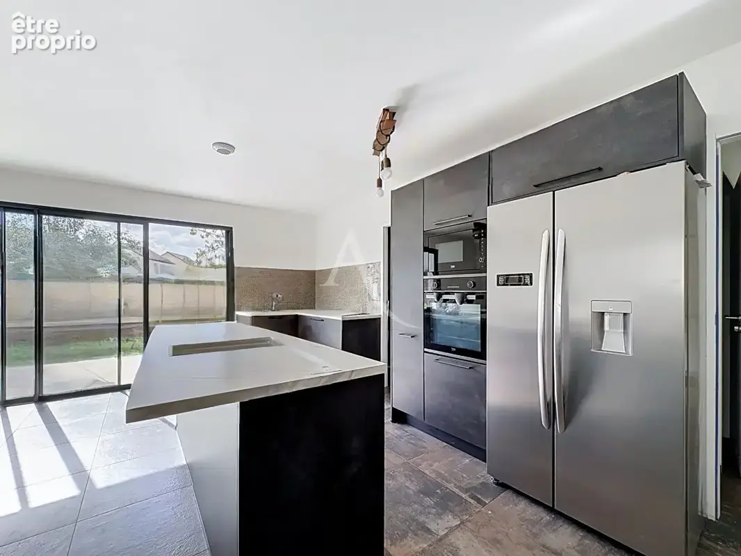 SAINT MARS DU DESERT - Maison plain pied 4  chambres - photo 4