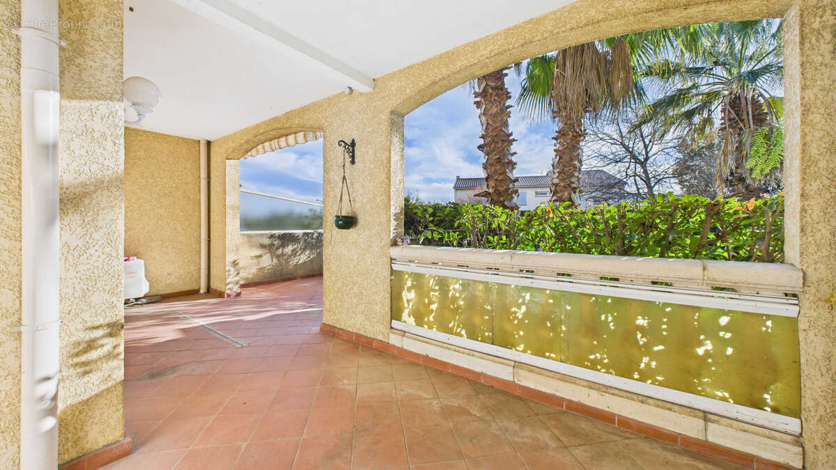 Appartement à HYERES