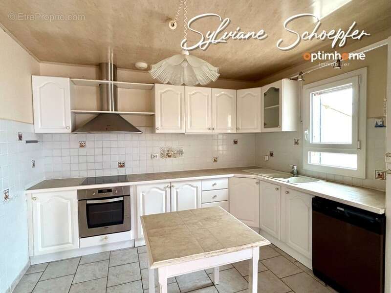 Maison à SAINT-PAUL-TROIS-CHATEAUX