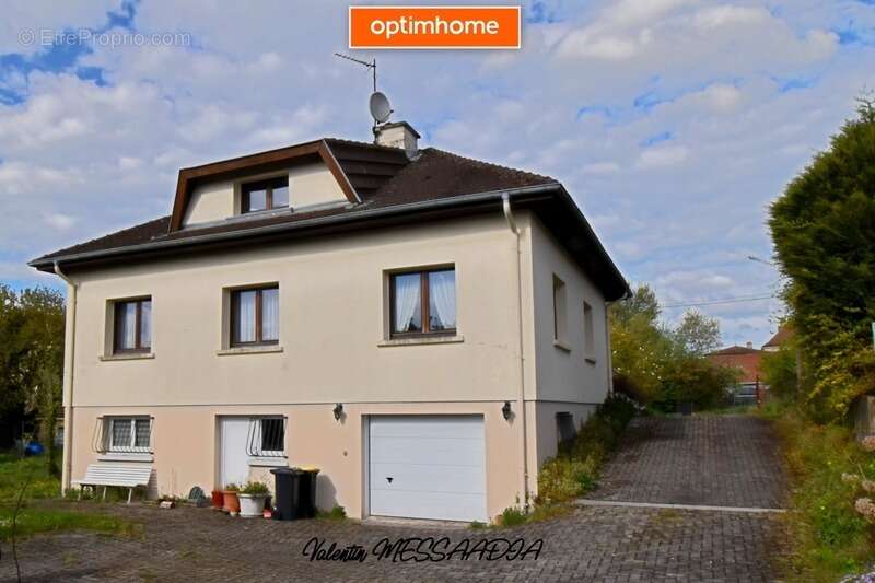 Maison à COMMERCY