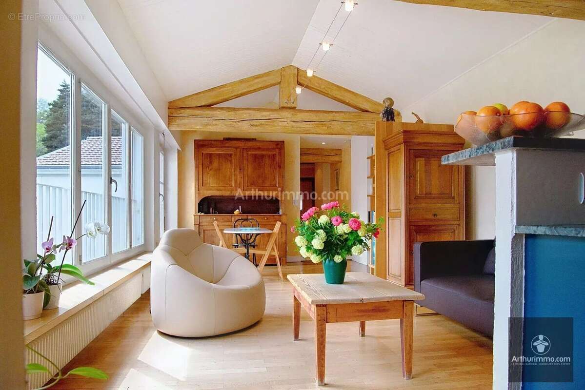 Appartement à SAINTE-FOY-LES-LYON