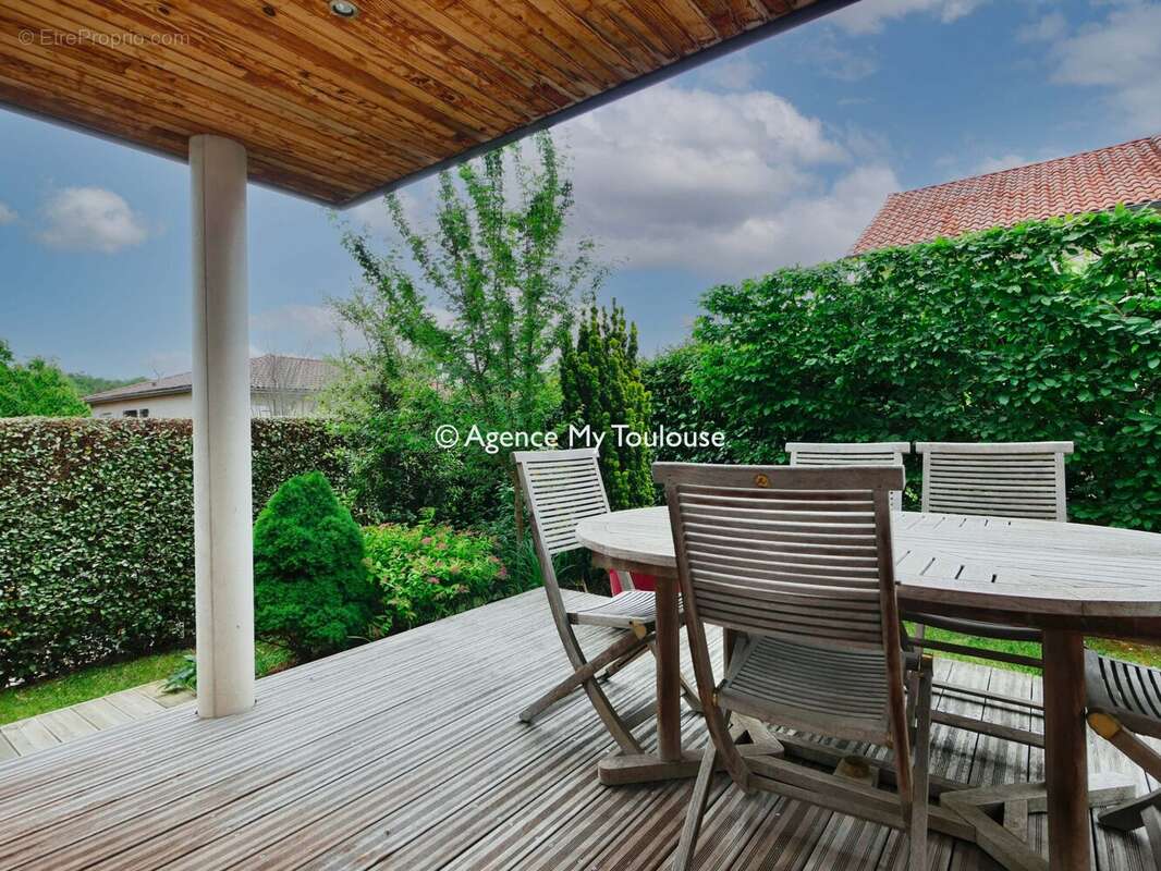 Maison à QUINT-FONSEGRIVES