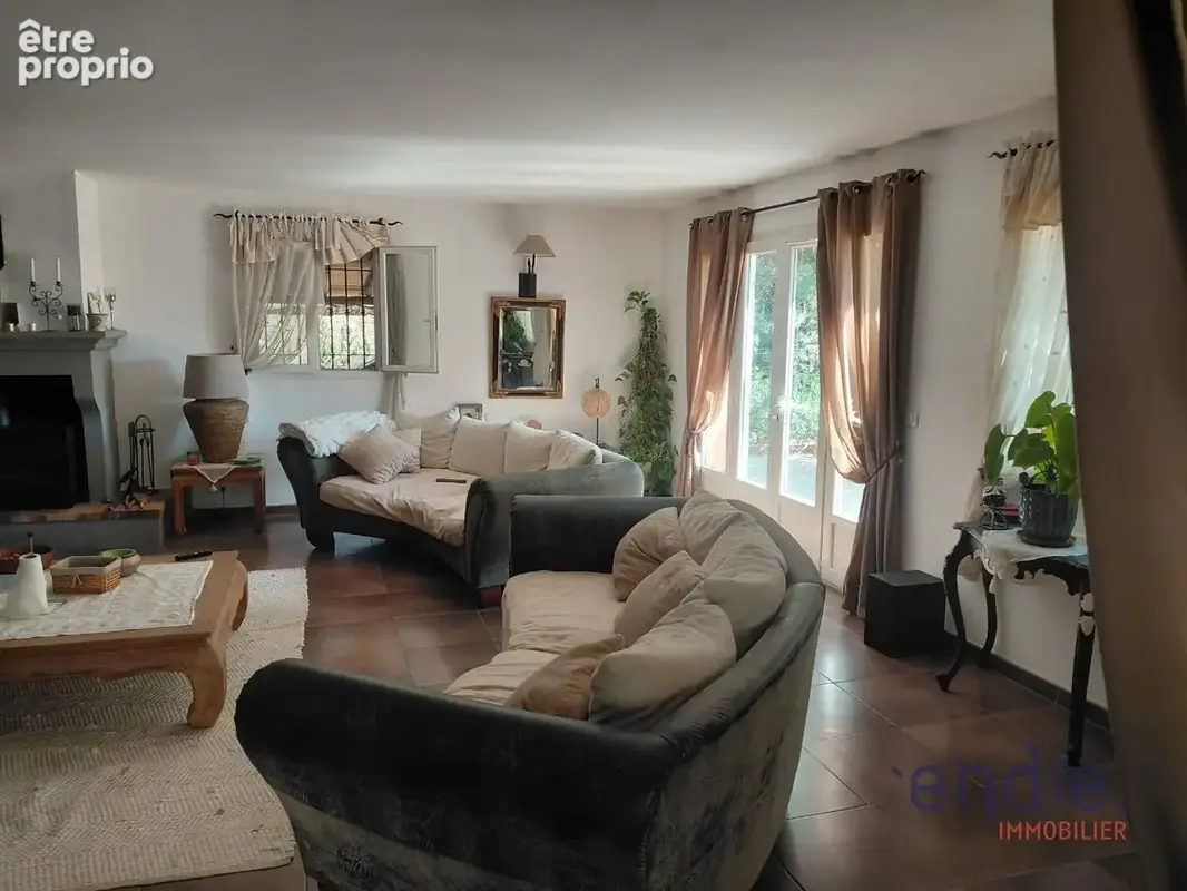 St Antonin du var villa plain pied 240 m² sur 1500  m² avec piscine - photo 6