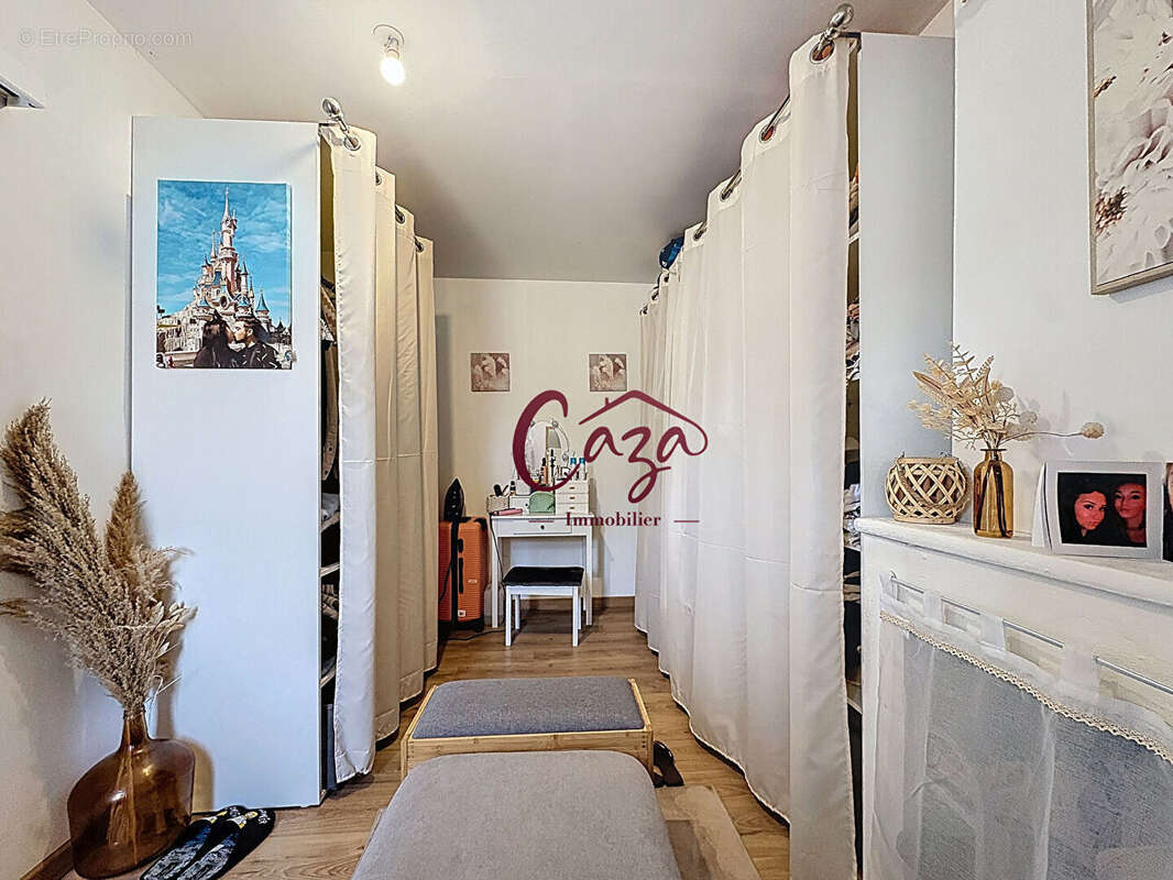 Maison à FARGUES-SAINT-HILAIRE