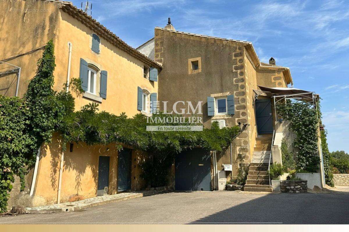 Maison à LA CAPELLE-ET-MASMOLENE