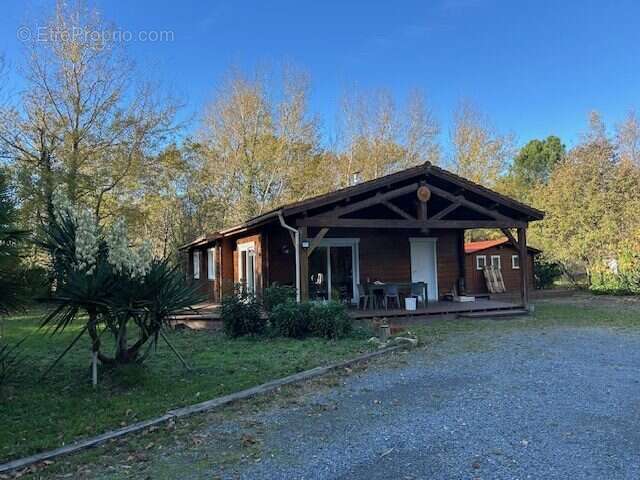 Maison à GRAYAN-ET-L&#039;HOPITAL