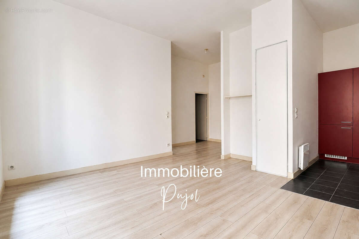 République/Joliette -  Appartement T3 proche toutes commodités - photo 10