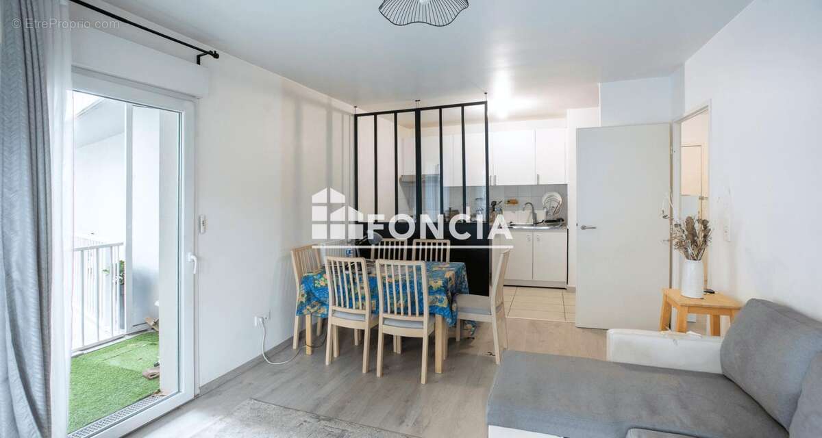 Appartement à CLICHY